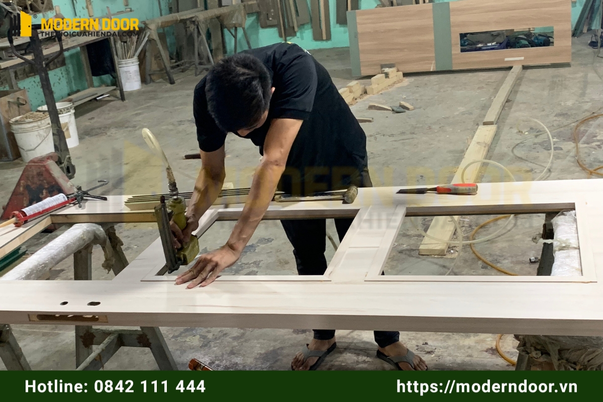 Xưởng sản xuất cửa nội thất trực tiếp giá tốt của Modern Door 11 Quy trình thiết kế – sản xuất – thi công cửa nội thất khép kín của Modern Door